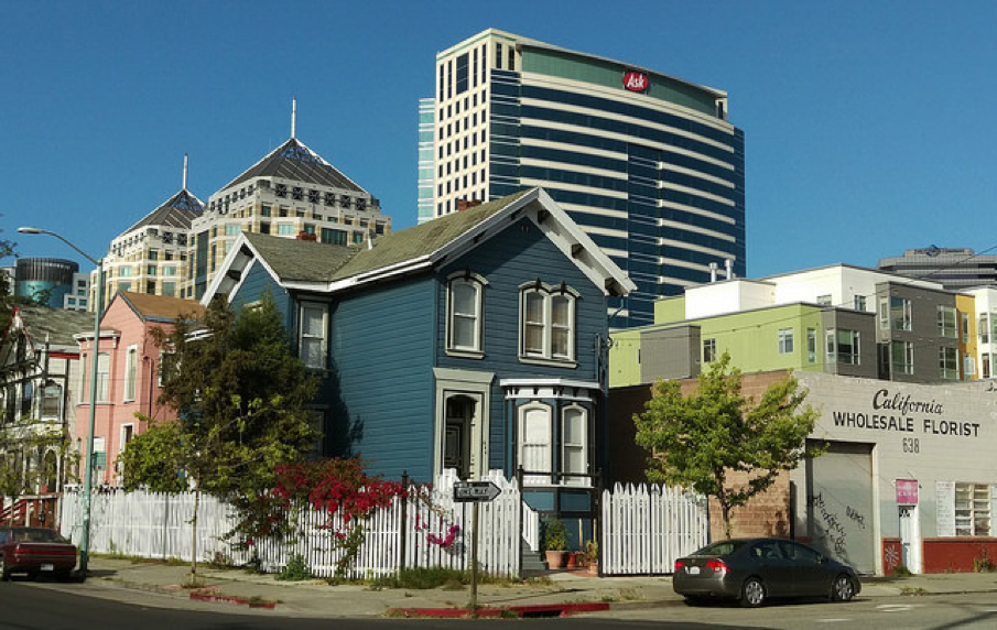 Photo of house in downtown Oakland