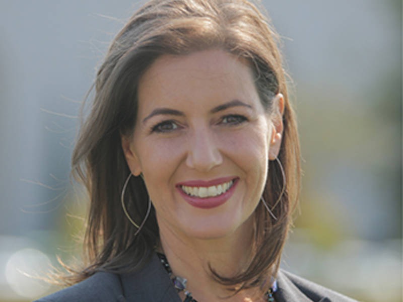 City of Oakland Mayor is branded racist for giving families of color $500 a month if they earn under $59,000 with no rules on how they spend it - but offering poor white families nothing Oakland_mayor_libby_schaaf_city_of_oakland-1519844049-5198