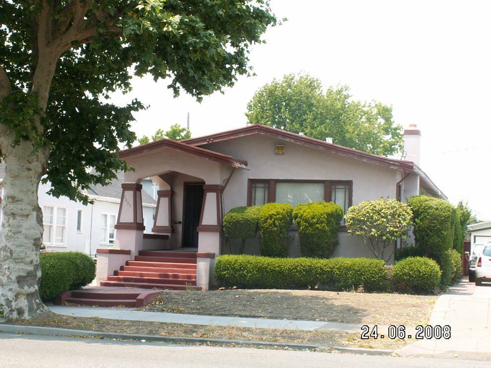 Oakland Heritage Property 12: 2451 Havenscourt Boulevard (Image A) Image